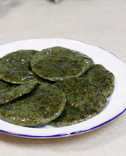 봄철 쑥개떡 집에서 쉽게 만드는 방법 쑥떡 만들기