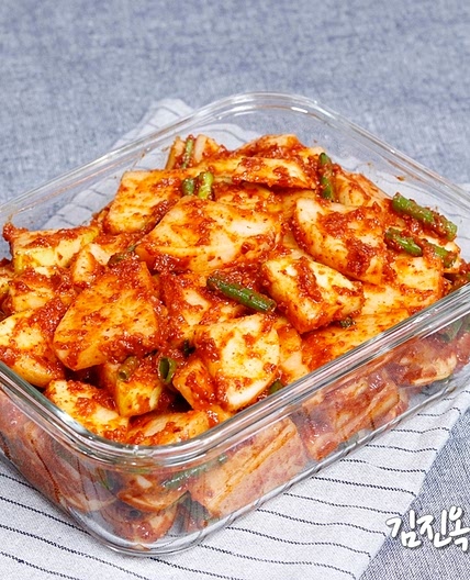 여름철 무가 맛없을때 담그면 좋은 설렁탕집 깍두기 국밥집 깍두기 레시피