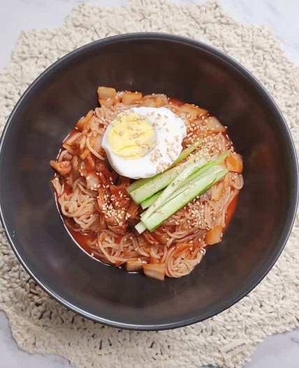 김치 비빔국수