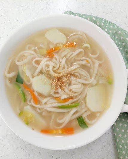 구수한 멸치 칼국수 레시피