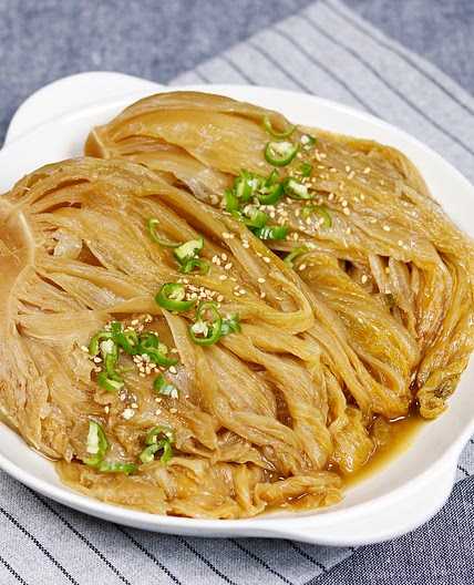 짜거나 맛없는 신김치로 묵은지지짐이