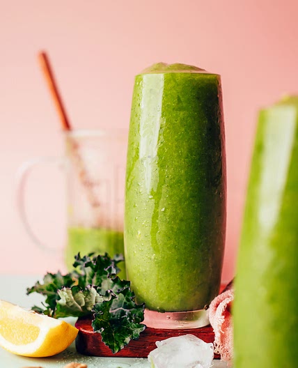 Kale ginger detox smoothie