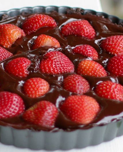 No Bake Gluten and Dairy Free Chocolate Strawberry Tart