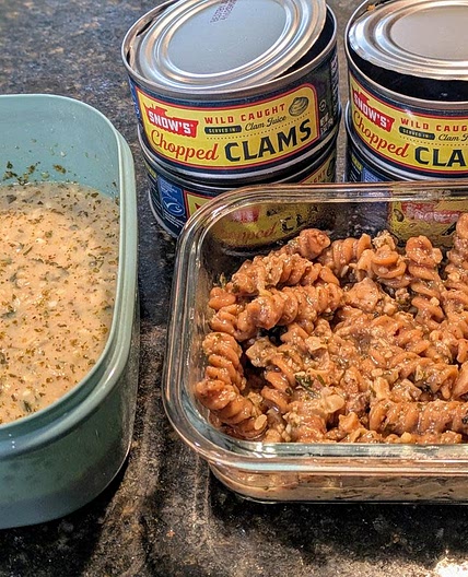 Pasta with Healthier Clam Sauce