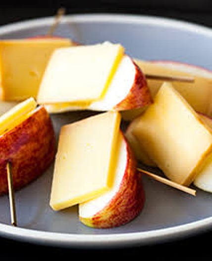 Apple and cheese 135g high protein  *