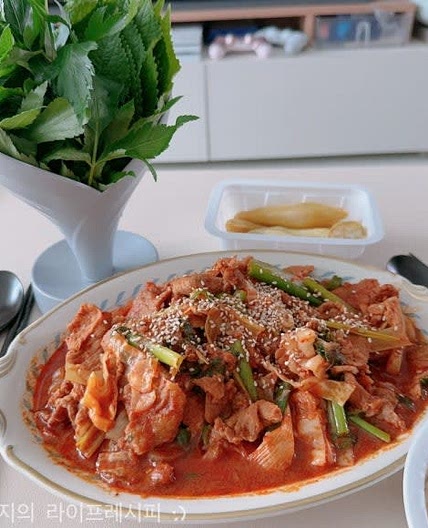 제육볶음 만들기 밀키트 활용 집들이음식으로도 간편하게 준비 끝