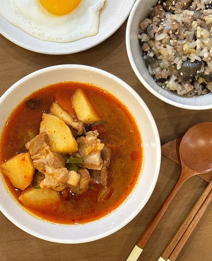 돼지고기 고추장찌개 레시피