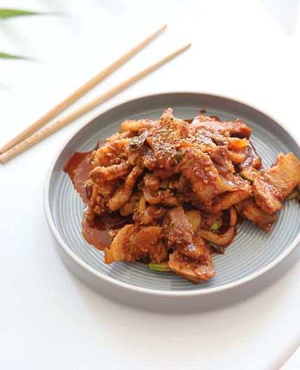 백종원 제육볶음 레시피 고기 잔뜩 넣어서 했어요