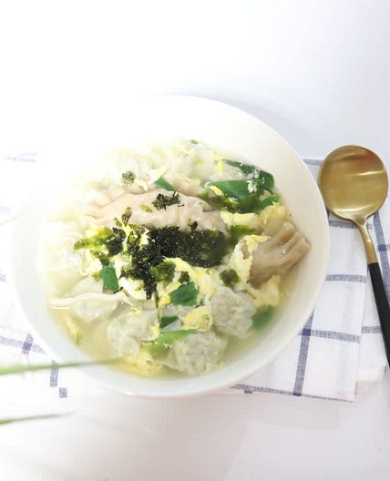 만두국 끓이는법 멸치육수로 했어요