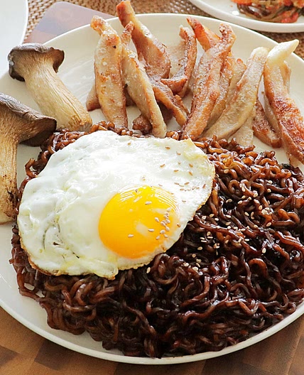 항정살 파김치 짜장라면