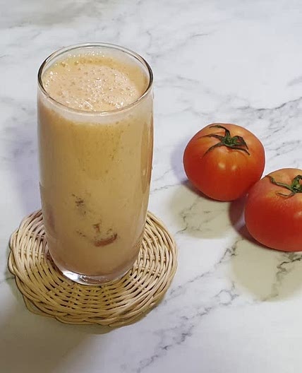 신선하게 먹기 좋은 바나나 토마토 우유 만들기