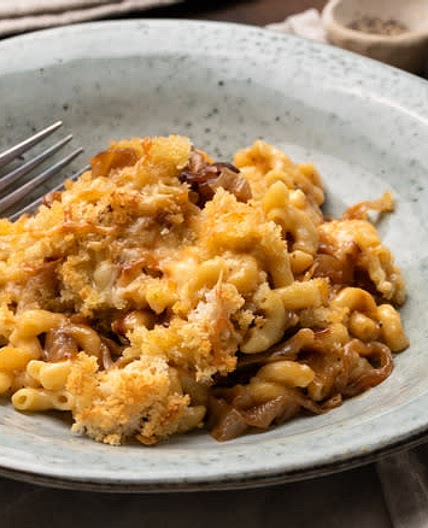 D'licious French Onion Macaroni & Cheese
