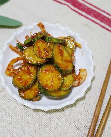 오이무침 만들기