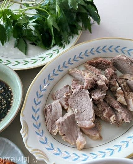 보쌈 삶는법 부드러운 앞다리살 수육 간단한 수육 맛있게 삶는법