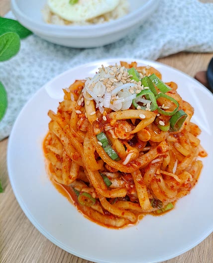 꼬들꼬들한 수육용 무생채