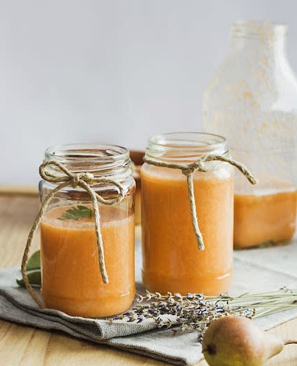 Carrot pear lavender smoothie