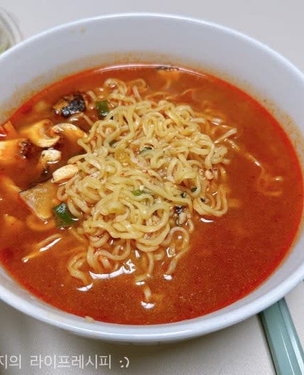 자연산송이버섯 요리 라면요리 신라면 건면으로 맛있는 송이버섯 라면 만들기
