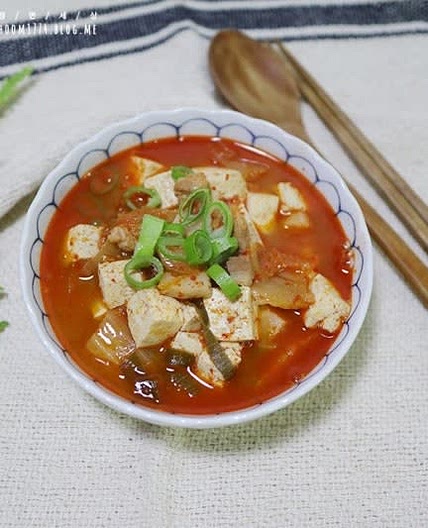 돼지고기 김치찌개 만들기