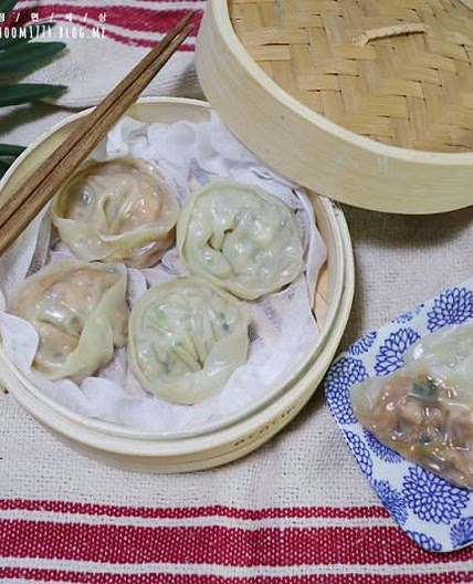 김치 고기 만두만들기,한번에 두가지 맛!!