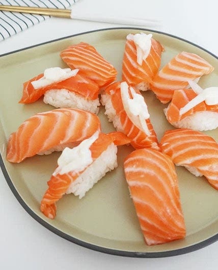 연어초밥