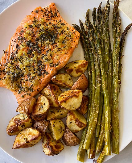 Sheet Pan Salmon, Asparagus, and Potatoes