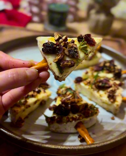 Christmas Brie Cheese Treat