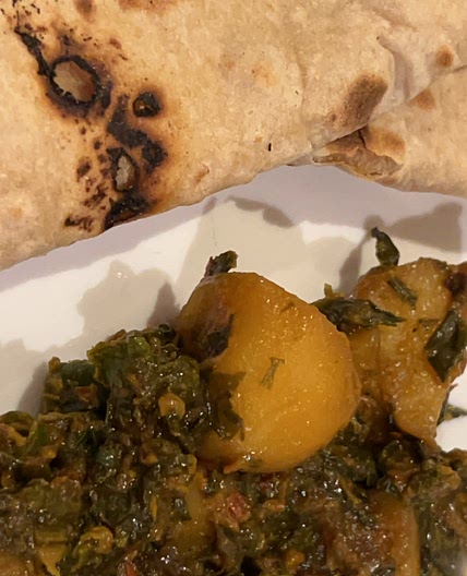 Aloo palak (Spinach and potatoes)