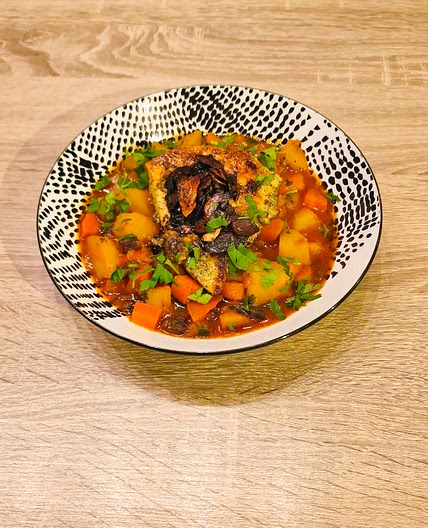 Filet de poulet au ragoût de légumes épicé
