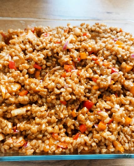 Crushed wheat salad