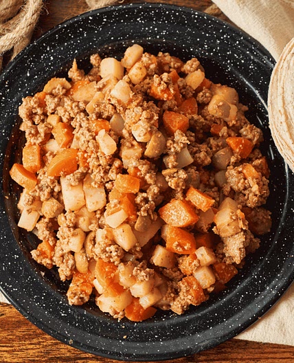 Picadillo Con Papas (Ground Beef with Potatoes)