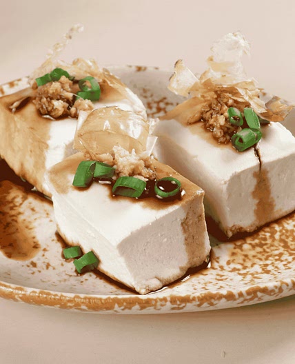 Hiyayakko (Chilled Tofu)