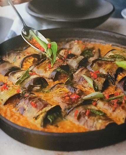 Stuffed Aubergine in Curry and Coconut Dal
