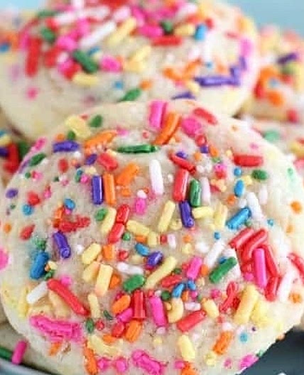 Sprinkle cookies