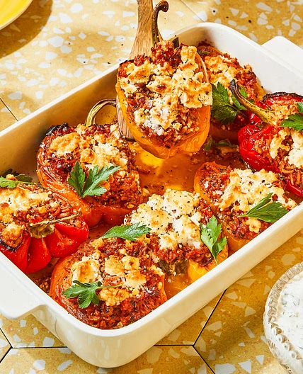 Gefüllte Paprika mit Reis und Feta