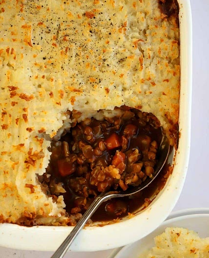 Mushroom & lentil cottage pie