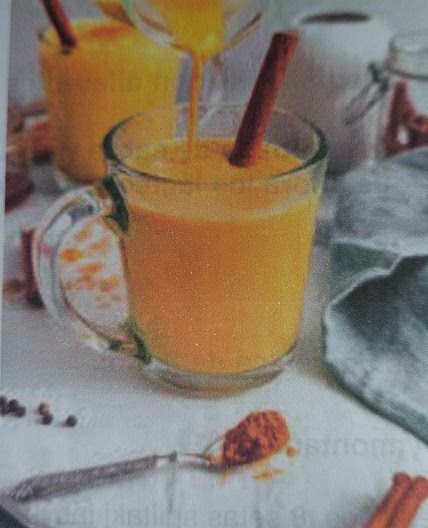 Leche con cúrcuma y canela