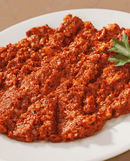 Spicy Tomato and Pepper Salad