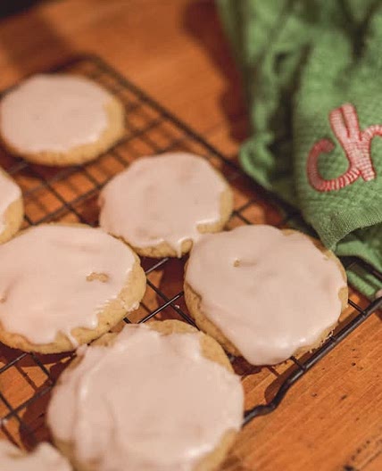 Soft Sugar Cookies (No Chill)