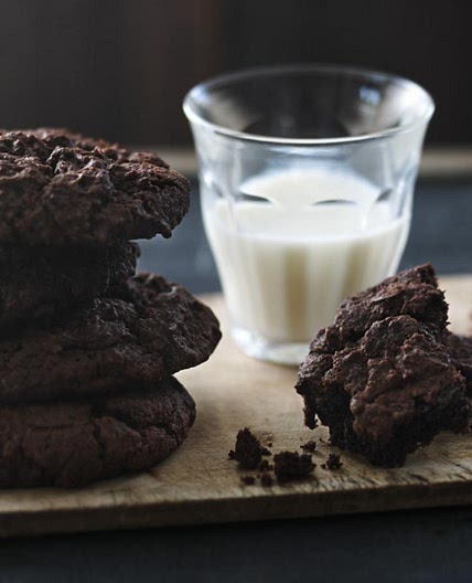 Intense chocolate cookies