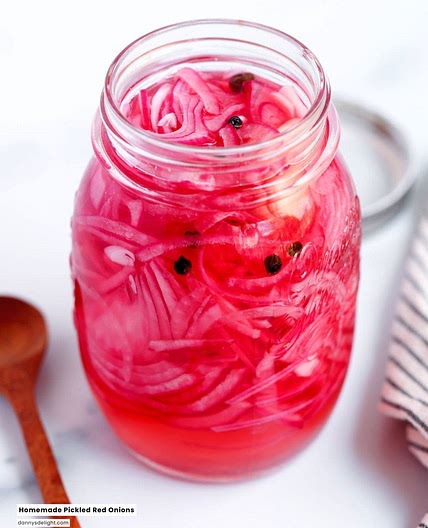 Homemade Pickled Red Onions