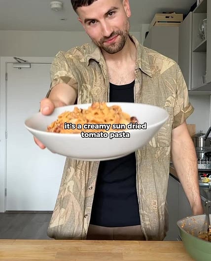 Creamy sun-dried tomato pasta