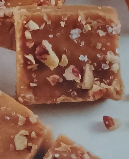 PEANUT BUTTER MAPLE FUDGE