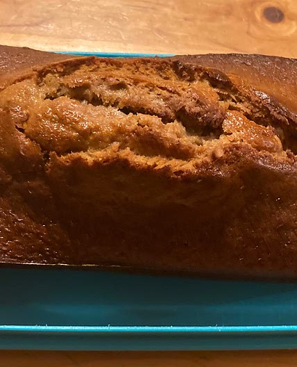 Pain d’épices moelleux à la crème et au miel