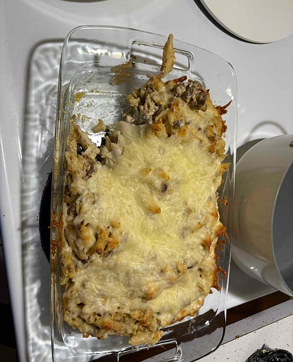 Cheesy ranch ground beef pasta bake