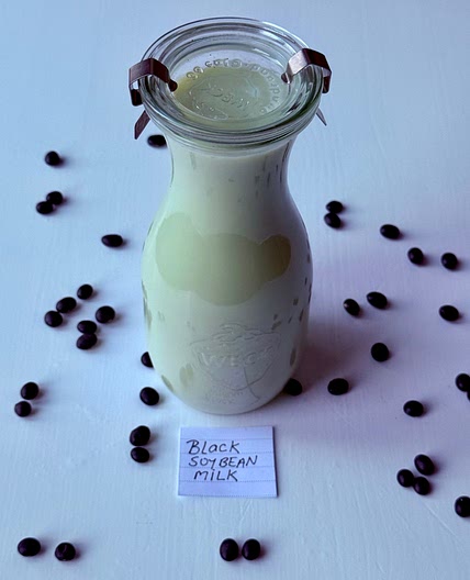 Black soybean milk
