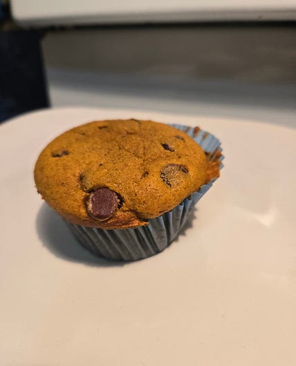 Pumpkin Chocolate Chip Muffins