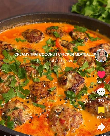 Creamy Thai Coconut Chicken curry