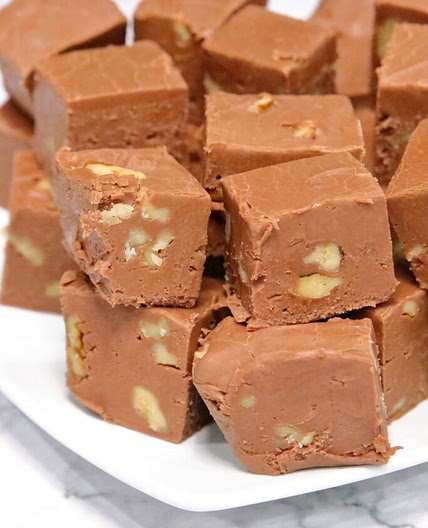 Marshmallow Fluff’s Fluff Fudge 