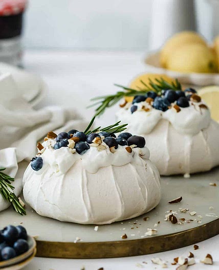 Mini Pavlova Nests