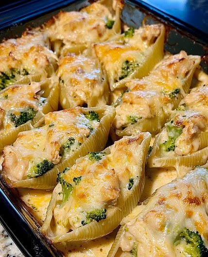 Jennifer's Jumbo Stuffed Shells